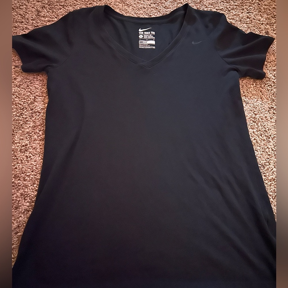 Nike tee
